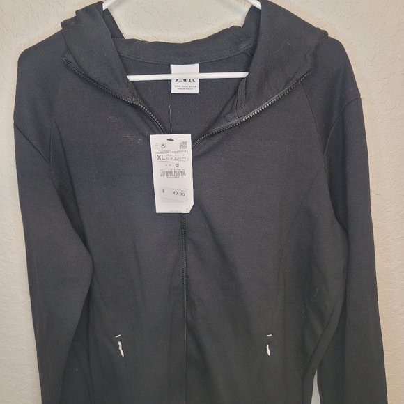 Zara Other - Zara Black Zipped Jacket Tags Attached Zippered Pockets